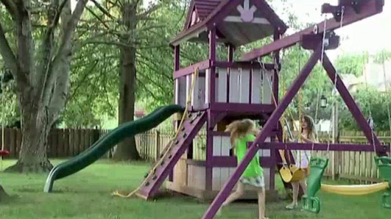 HOA threatens homeowners with jail time over backyard playground