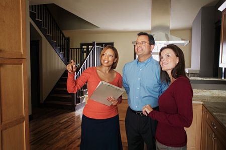 Why Home Buyers Should Hire a Professional