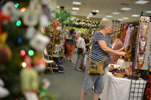 Crafters sought for 21st Annual Leesburg Christmas House